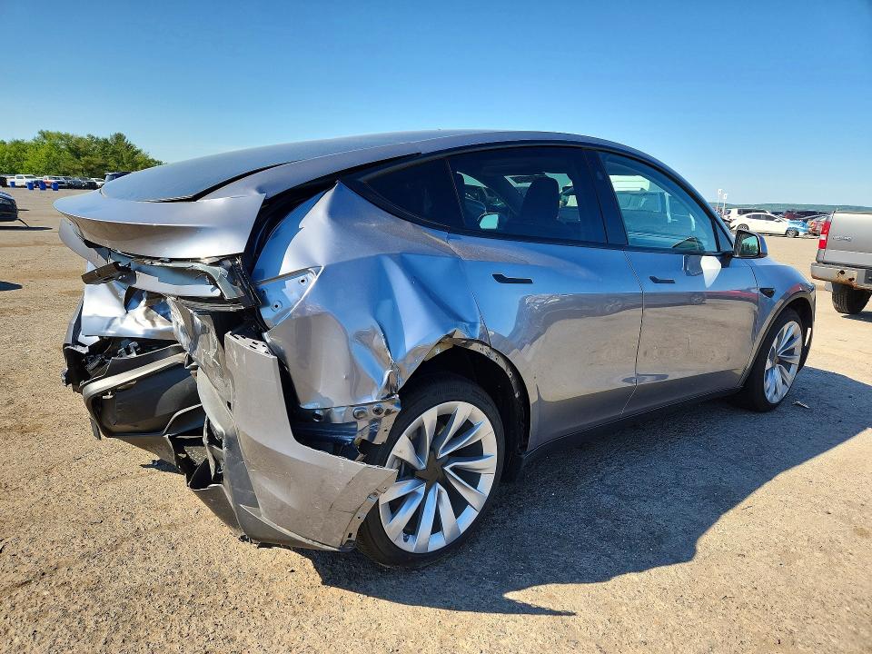2026 Tesla Model y VIN 7SAYGDEE7TF566711 COPART salvage auction — REAR END, Pa - Certificate Of Salvage, sold $15,100 on 2026-07-31 (photo 3)
