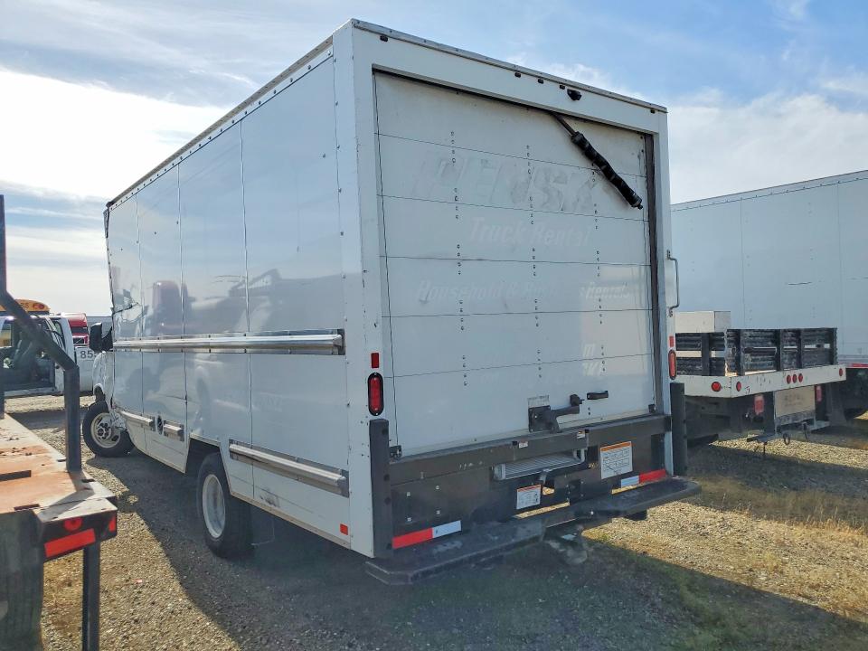 2022 Gmc Savana VIN 7GZ37TC73NN006360 COPART salvage auction — SIDE, CA - SALVAGE CERTIFICATE, sold $3,350 on 2026-07-08 (photo 2)