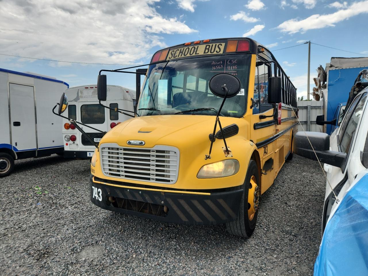 2009 Freigliner VIN 4UZABRDT79CAG2864 COPART salvage auction — Normal Wear, FL - CERTIFICATE OF TITLE, sold $1,600 on 2026-09-08 (photo 2)