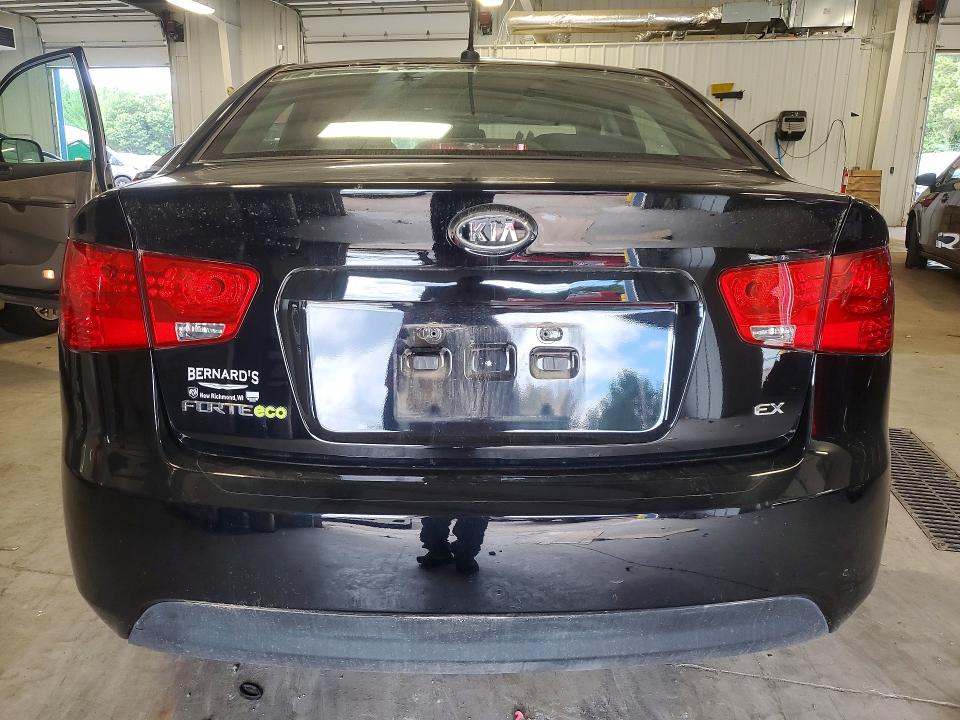 2013 Kia Forte VIN KNAFU4A23C5609707 COPART salvage auction — MECHANICAL, WI - CERTIFICATE OF TITLE, sold $425 on 2026-07-23 (photo 6)