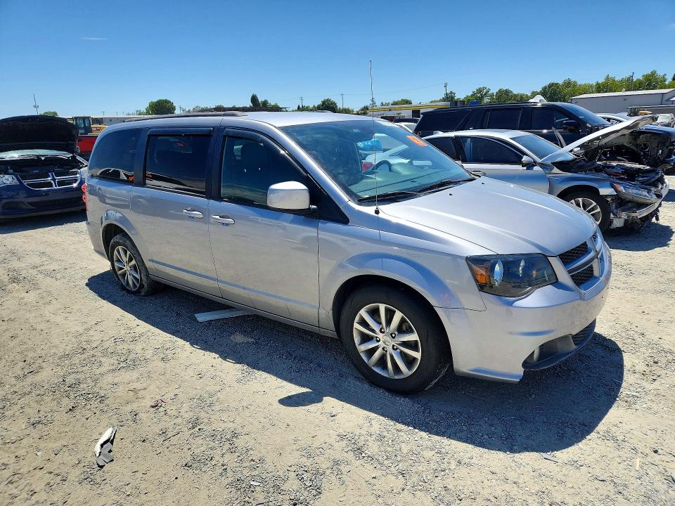 2018 Dodge Caravan VIN 2C4RDGEG8JR319048 COPART salvage auction — FRONT END, Ca - Salvage Certificate (P), sold $425 on 2026-07-09 (photo 4)