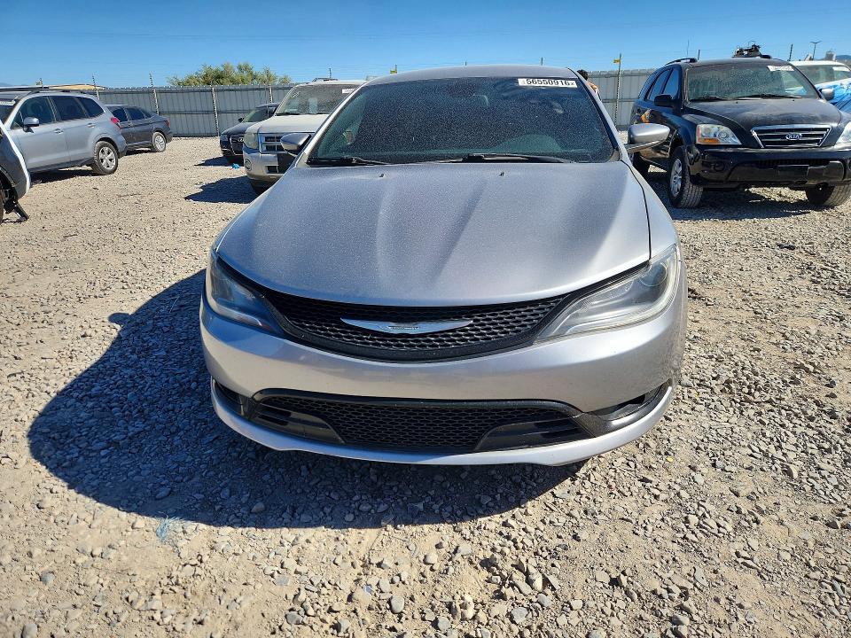 2015 Chrysler 200 VIN 1C3CCCBG8FN642790 COPART salvage auction — MINOR DENT/SCRATCHES, Ut - Cert Of Title-Rebuilt/Restored, sold $825 on 2026-07-02 (photo 5)