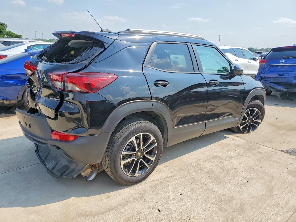 2025 Chevrolet Trailblazer VIN KL79MRSL4SB220544 COPART salvage auction — SIDE, TX - NONREPAIRABLE TITLE, sold $1,850 on 2026-07-20 (photo 3)