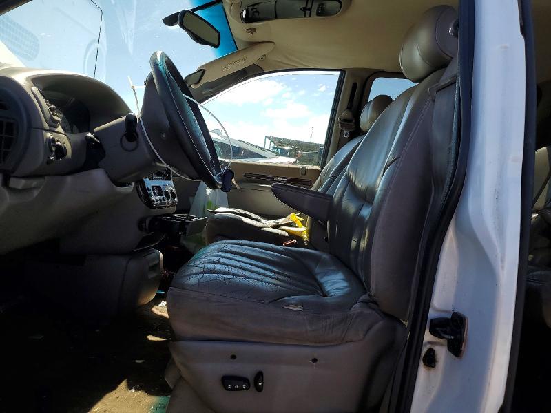 2000 Chrysler Town & country VIN 1C4GT64L9YB581723 COPART salvage auction — FRONT END, CA - SALVAGE CERTIFICATE, sold $100 on 2026-07-09 (photo 7)