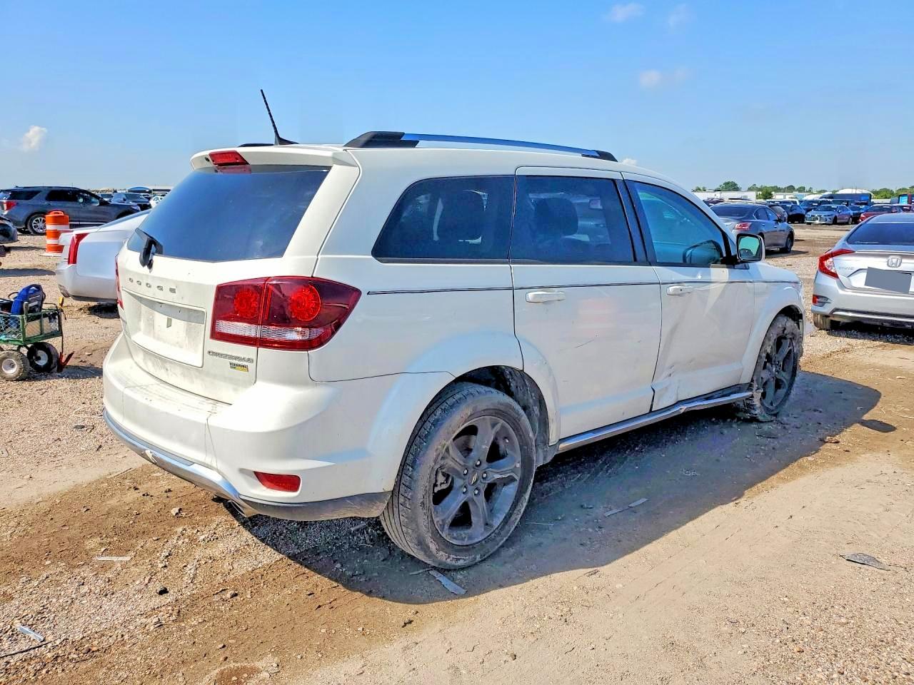 2019 Dodge Journey VIN 3C4PDCGG2KT686684 COPART salvage auction — Front End, TX - SALVAGE VEHICLE TITLE, sold $725 on 2026-07-02 (photo 3)
