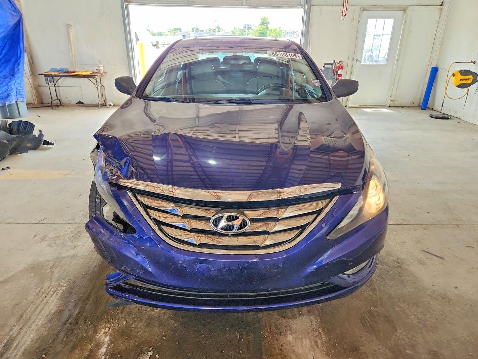 2012 Hyundai VIN 5NPEC4AC0CH409717 COPART salvage auction — FRONT END, KY - CERT OF TITLE-SALVAGE, sold $600 on 2026-07-27 (photo 5)