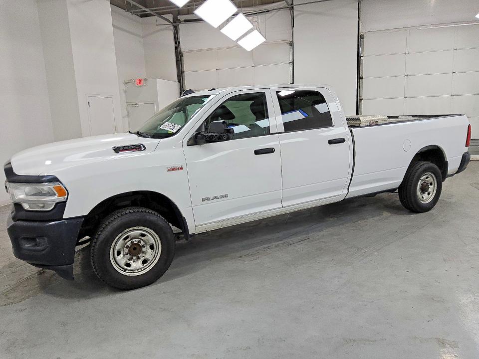 2019 Ram 2500 VIN 3C6UR4HJ9KG573755 COPART salvage auction — MINOR DENT/SCRATCHES, La - Certificate Of Title, sold $7,700 on 2026-07-02 (photo 1)