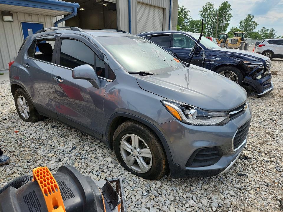 2019 Chevrolet Trax VIN KL7CJLSB5KB946903 COPART salvage auction — VANDALISM, Mi - Certificate Of Title, sold $175 on 2026-07-23 (photo 4)