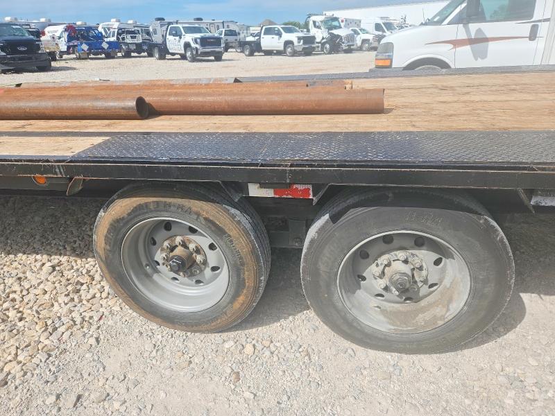 2022 Other Utility VIN 17YGA3226NB084441 COPART salvage auction — REAR END, TX - SALVAGE VEHICLE TITLE, sold $2,750 on 2026-07-30 (photo 5)