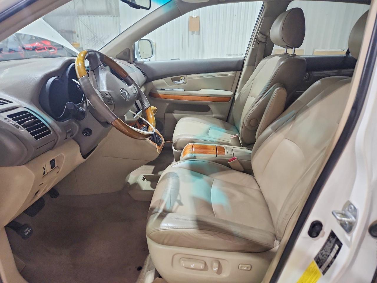 2007 Lexus RX 350 VIN 2T2HK31U47C040173 COPART salvage auction — Minor Dent/Scratches, OK - CERTIFICATE OF TITLE (P), sold $2,600 on 2026-07-07 (photo 7)