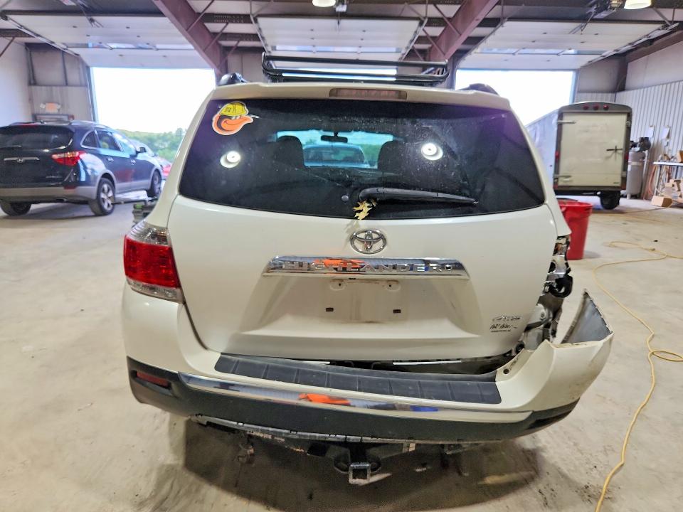 2012 Toyota Highlander VIN 5TDBK3EH0CS094532 COPART salvage auction — FRONT END, PA - CERTIFICATE OF SALVAGE, sold $450 on 2026-07-24 (photo 6)