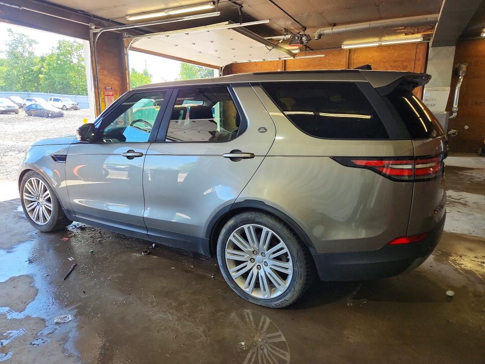 2017 Land rover Discovery VIN SALRTBBV2HA016847 COPART salvage auction — ENGINE BURN, PA - CERTIFICATE OF SALVAGE, sold $500 on 2026-07-30 (photo 2)