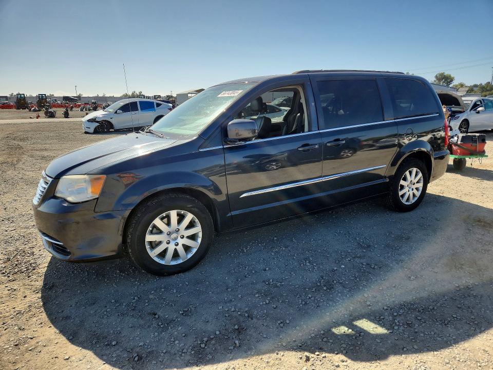 2014 Chrysler VIN 2C4RC1BG1ER381837 COPART salvage auction — MINOR DENT/SCRATCHES, Ca - Dis/Dlr/Exp Only Clean Title, sold $625 on 2026-07-31 (photo 1)