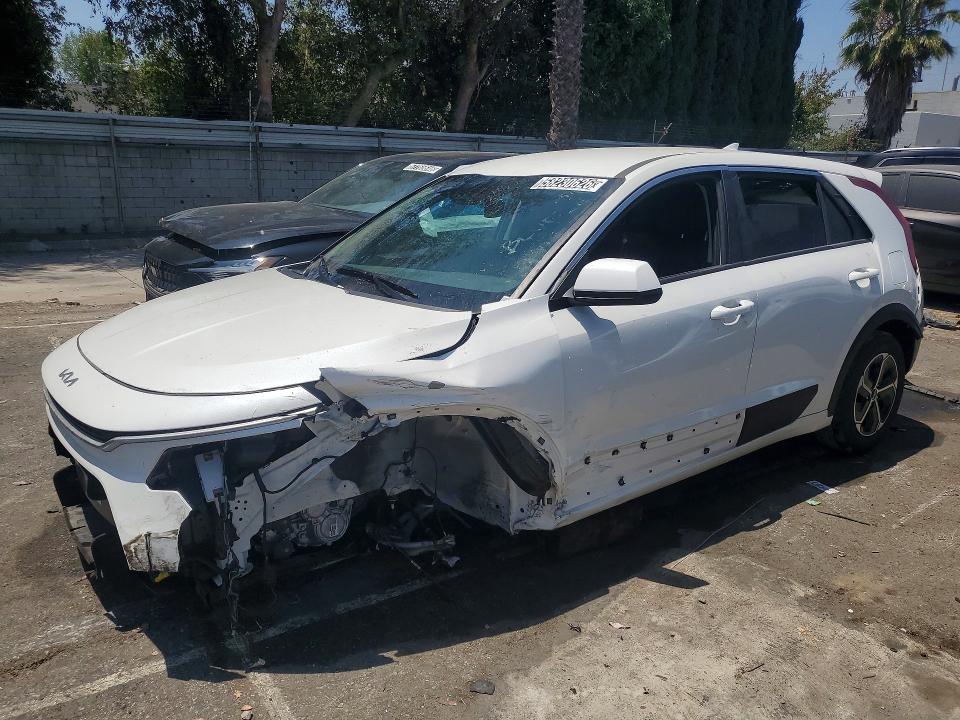 2026 Kia Niro VIN KNDCP3LE5T5330497 COPART salvage auction — FRONT END, CA - CERTIFICATE OF TITLE, sold $5,700 on 2026-07-08 (photo 1)