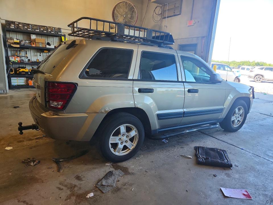 2006 Jeep Grand cherokee VIN 1J4GR48K56C289492 COPART salvage auction — MINOR DENT/SCRATCHES, Mo - Certificate Of Title, sold $425 on 2026-07-02 (photo 3)