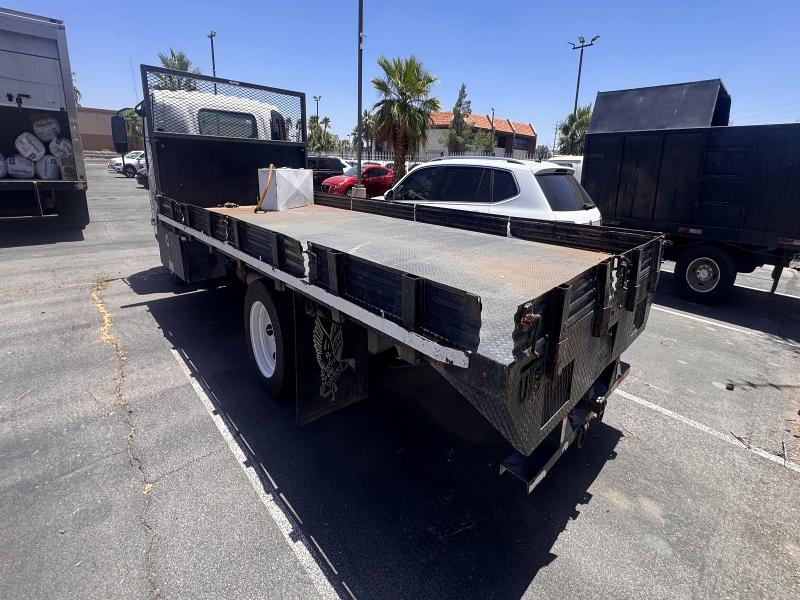 2016 Chevrolet 4500 VIN 54DCDW1B6GS813163 COPART salvage auction — MINOR DENT/SCRATCHES, Nv - Certificate Of Title (P), sold $7,000 on 2026-07-29 (photo 3)