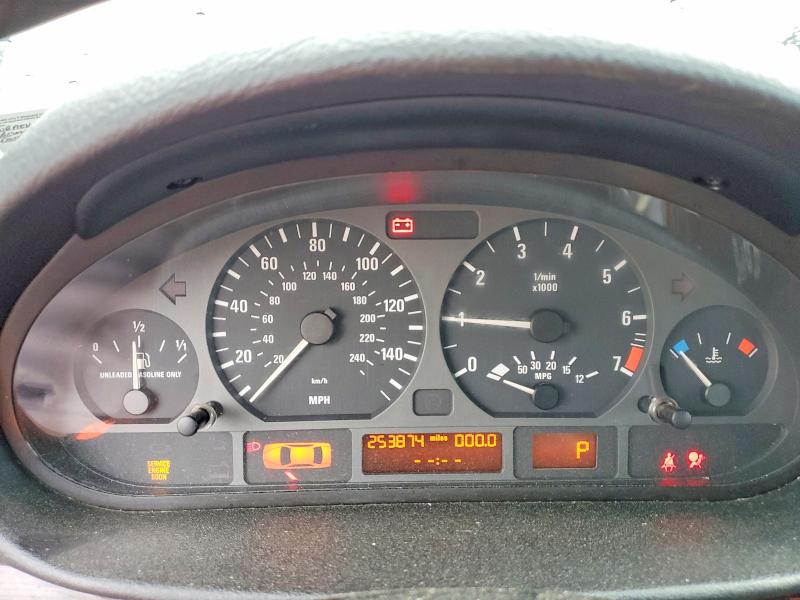2005 BMW 3 series VIN WBAEV33435KW16940 COPART salvage auction — VANDALISM, Va - Cert Of Title - Salvage, sold $100 on 2026-07-06 (photo 9)