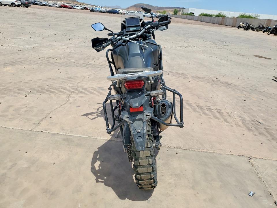 2020 Honda Crf VIN JH2SD1010LK000026 COPART salvage auction — SIDE, PA - CERTIFICATE OF SALVAGE, sold $4,550 on 2026-07-09 (photo 4)