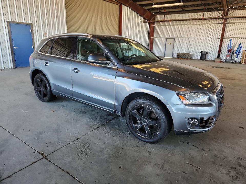 2012 Audi Q5 VIN WA1LFAFP6CA039030 COPART salvage auction — MINOR DENT/SCRATCHES, Ca - Dlr/Dis/Exp Only Salvage Title, sold $225 on 2026-07-13 (photo 4)
