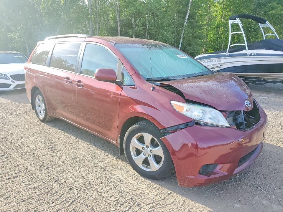 2014 Toyota Sienna VIN 5TDKK3DC0ES490551 COPART salvage auction — FRONT END, On - Permit Salvage, sold $4,600 on 2026-07-02 (photo 4)