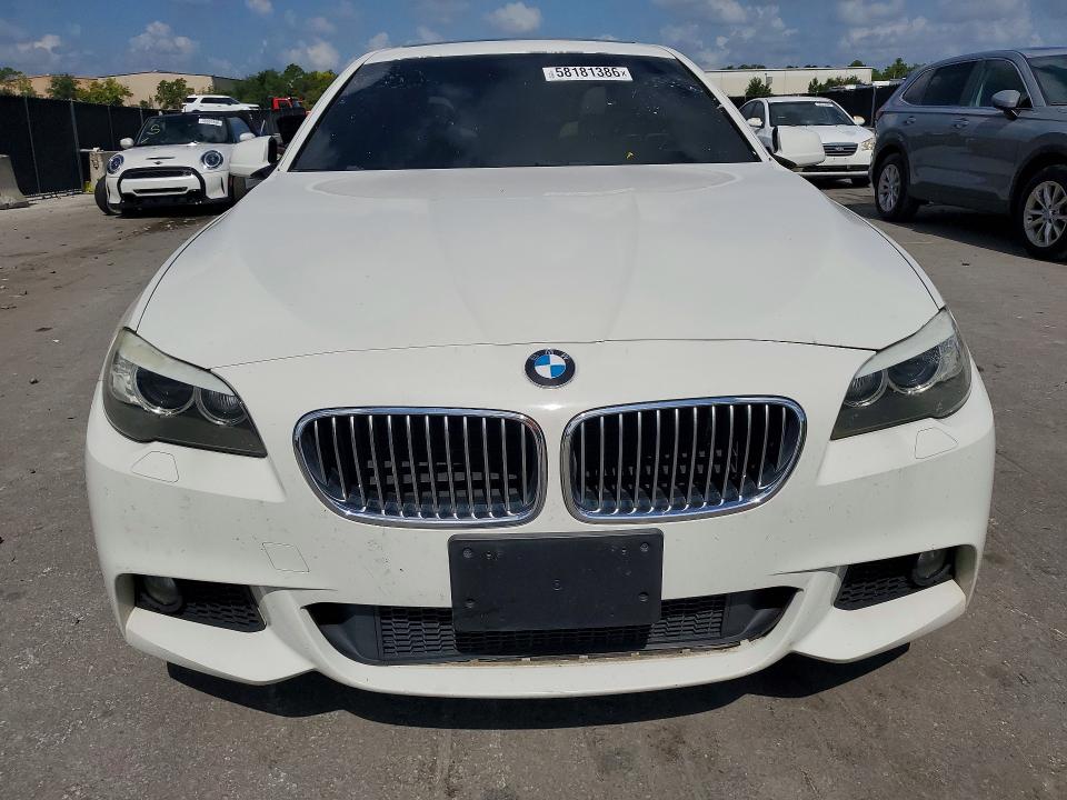 2013 BMW 5er VIN WBAFU7C51DDU68068 COPART salvage auction — MINOR DENT/SCRATCHES, Fl - Certificate Of Title, sold $2,800 on 2026-07-27 (photo 5)
