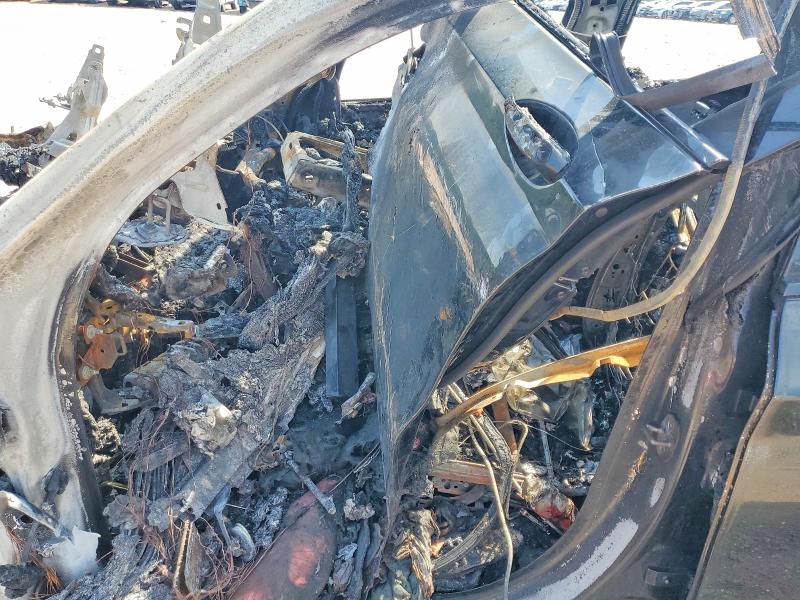 2020 BMW X4 VIN 5UX2V1C08LLZ32461 COPART salvage auction — BURN, Va - Non-Repairable Certificate, sold $350 on 2026-07-27 (photo 7)