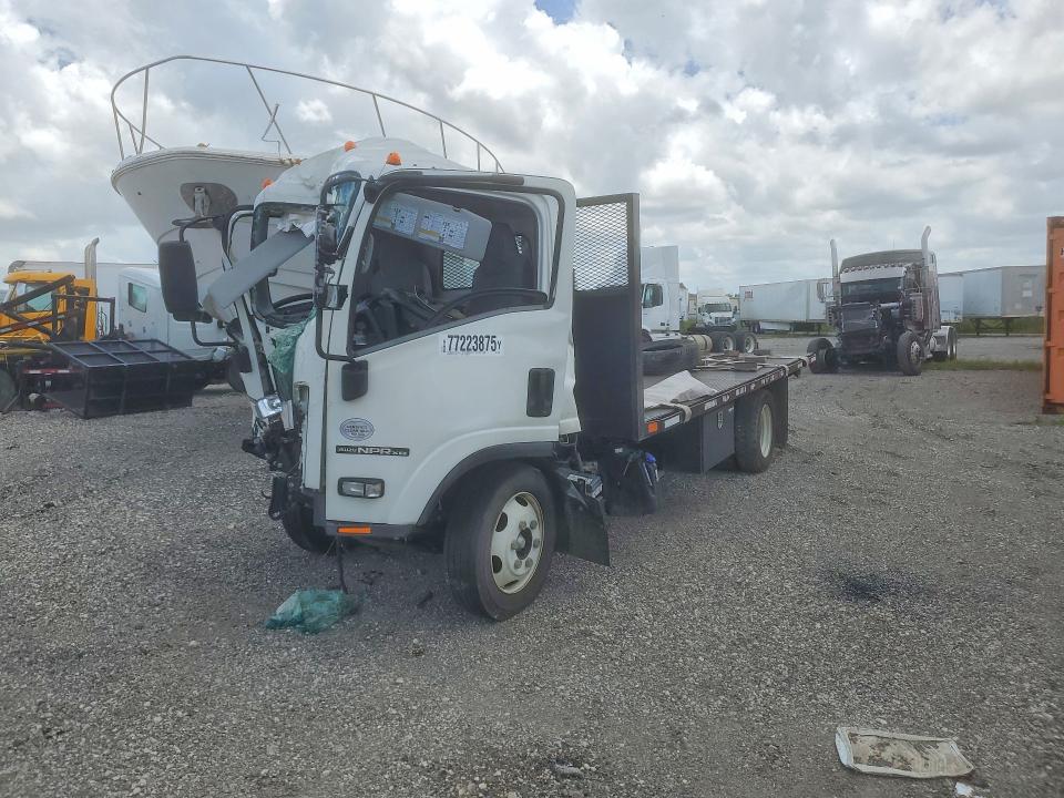 2023 Isuzu VIN JALC4W165P7K00766 COPART salvage auction — FRONT END, Tx - Salvage Vehicle Title, sold $2,800 on 2026-07-27 (photo 1)