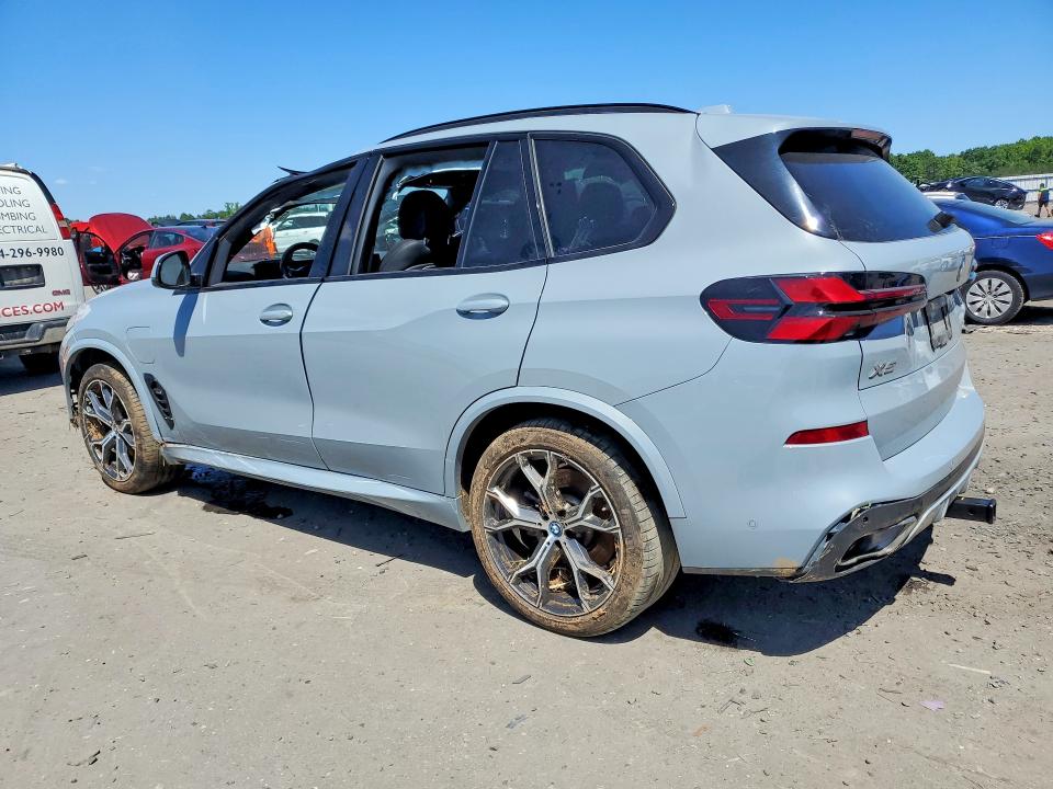 2024 BMW VIN 5UX43EU00R9U05394 COPART salvage auction — FRONT END, VA - CERT OF TITLE - SALVAGE, sold $32,250 on 2026-07-15 (photo 2)