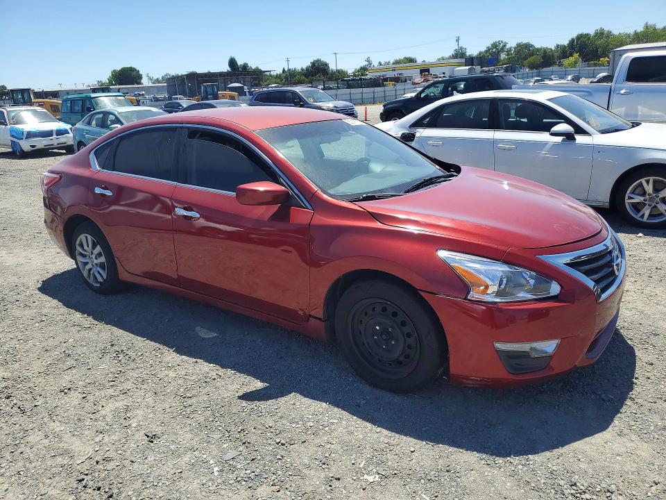 2014 Nissan Altima VIN 1N4AL3AP1EN213872 COPART salvage auction — MINOR DENT/SCRATCHES, Ca - Cert Of Title-Salvaged, sold $575 on 2026-07-02 (photo 4)