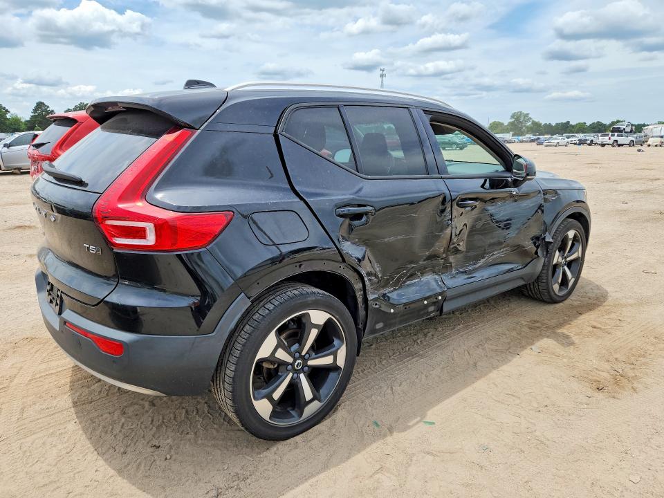 2021 Volvo Xc40 VIN YV4162UK2M2407030 COPART salvage auction — SIDE, Id - Salvage Certificate Of Title, sold $7,300 on 2026-08-20 (photo 3)