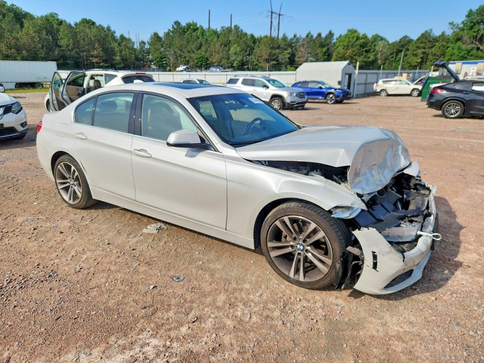 2016 BMW 3er VIN WBA8E3G55GNU00458 COPART salvage auction — FRONT END, Va - Certificate Of Title, sold $575 on 2026-07-13 (photo 4)