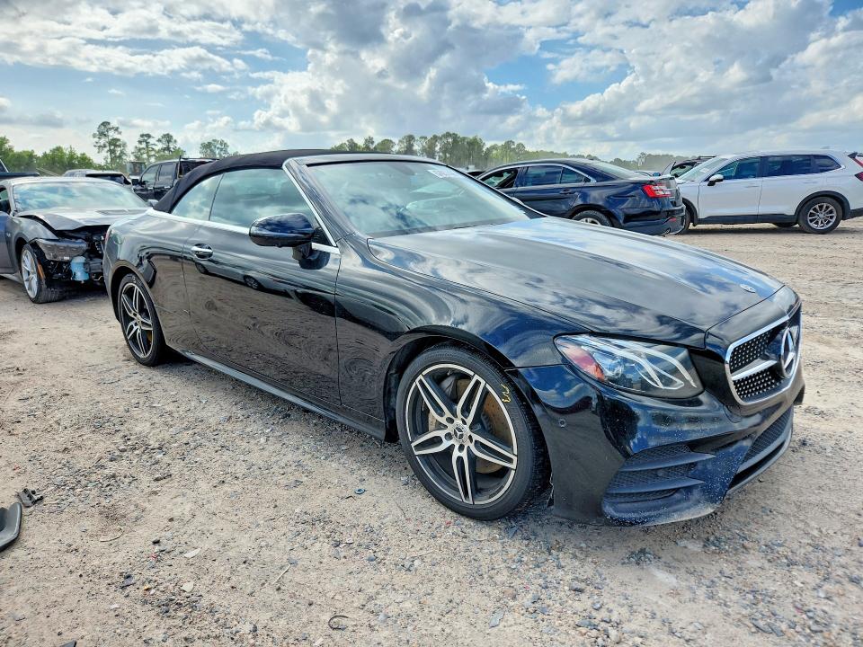 2020 Mercedes-benz E-klasse VIN W1K1K6HB6LF148684 COPART salvage auction — WATER/FLOOD, Tx - Salvage Title-Flood Damage, sold $11,900 on 2026-07-17 (photo 4)