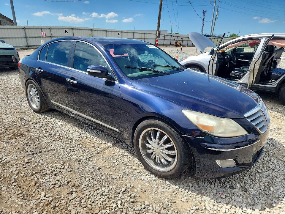 2011 Hyundai Genesis VIN KMHGC4DF2BU124516 COPART salvage auction — SIDE, OH - CERT OF TITLE-SALVAGE, sold $150 on 2026-07-28 (photo 4)