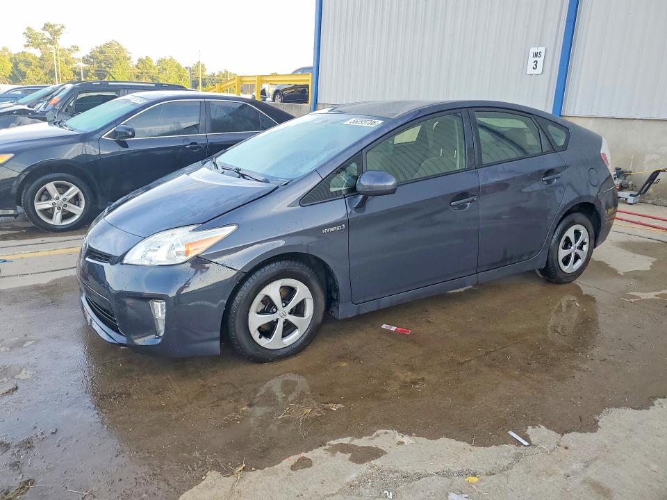 2015 Toyota Prius VIN JTDKN3DU0F2001946 COPART salvage auction — FRONT END, KY - BILL OF SALE/PART ONLY/NO TITL, sold $225 on 2026-07-15 (photo 1)