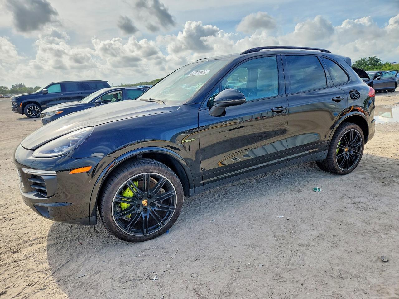 2017 Porsche Cayenne VIN WP1AE2A27HLA74946 COPART salvage auction — Minor Dent/Scratches, MT - CERTIFICATE OF TITLE, sold $5,400 on 2026-07-02 (photo 1)