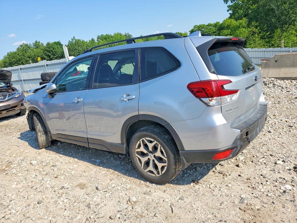 2020 Subaru Forester VIN JF2SKAJC7LH432903 COPART salvage auction — FRONT END, Salvage Title, sold $600 on 2026-08-26 (photo 2)