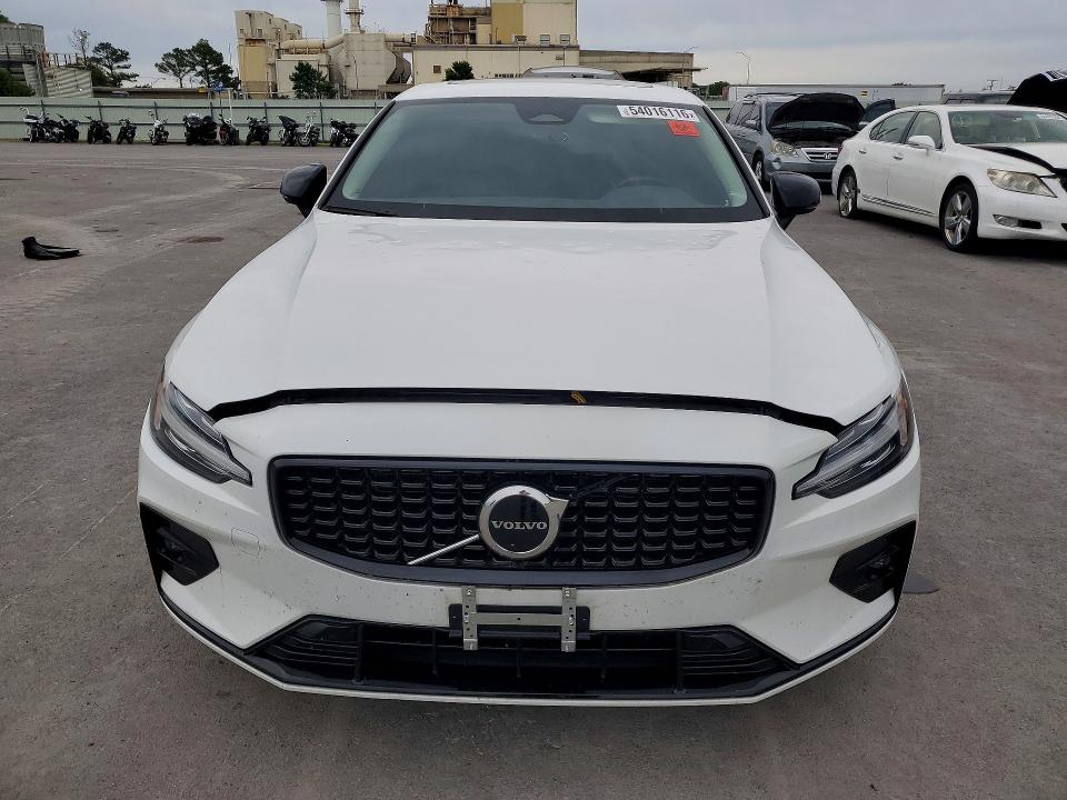 2024 Volvo S60 VIN 7JRL12FKXRG321547 COPART salvage auction — HAIL, OK - CERT OF TITLE-SALVAGE, sold $10,400 on 2026-08-26 (photo 5)