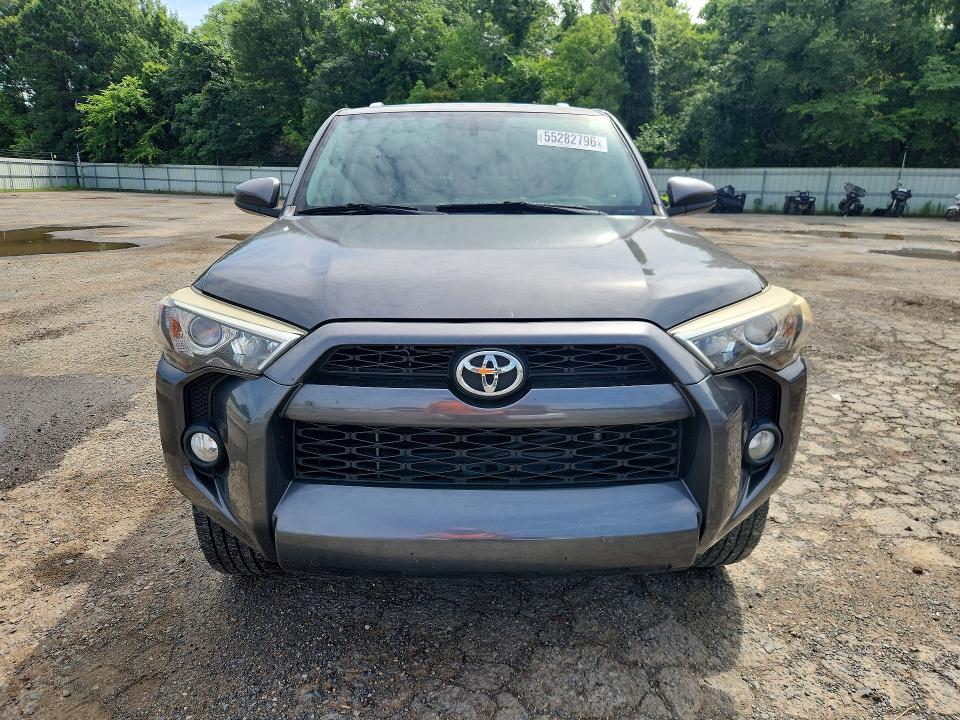 2016 Toyota VIN JTEZU5JR6G5136437 COPART salvage auction — ROLLOVER, Ar - Cert Of Title-Salvage, sold $500 on 2026-07-30 (photo 5)