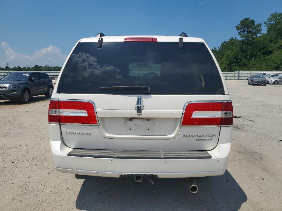 2009 Lincoln Navigator VIN 5LMFU275X9LJ00820 COPART salvage auction — VANDALISM, Sc - Cert Of Title-Salvage, sold $650 on 2026-07-20 (photo 6)