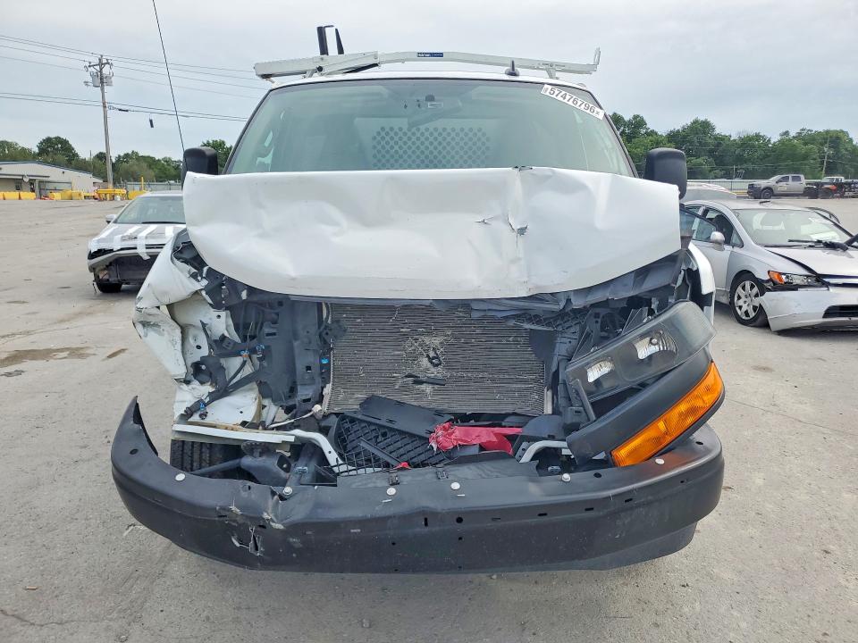 2024 Chevrolet Express VIN 1GCWGAFP9R1236797 COPART salvage auction — FRONT END, Tn - Certificate Of Title, sold $8,000 on 2026-07-29 (photo 5)