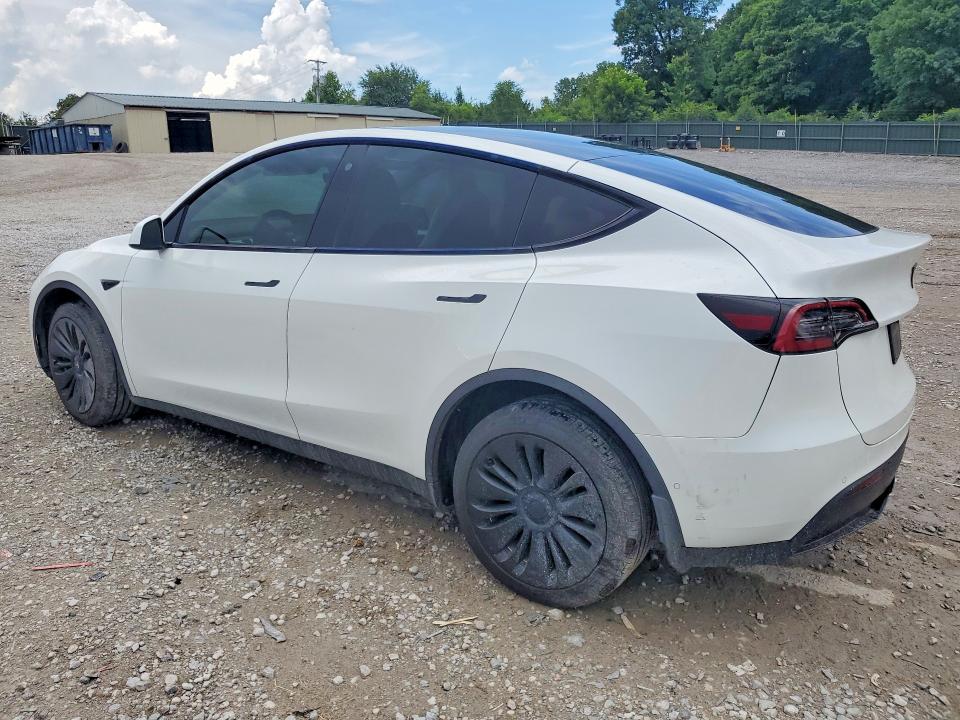 2022 Tesla Model y VIN 7SAYGDEE0NF535884 COPART salvage auction — REAR END, Tn - Salvage Certificate, sold $15,200 on 2026-07-28 (photo 2)