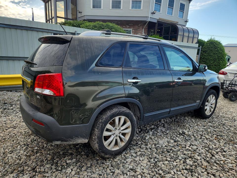 2011 Kia Sorento VIN 5XYKUCA17BG141733 COPART salvage auction — MECHANICAL, MA - CERTIFICATE OF TITLE, sold $1,400 on 2026-07-06 (photo 3)