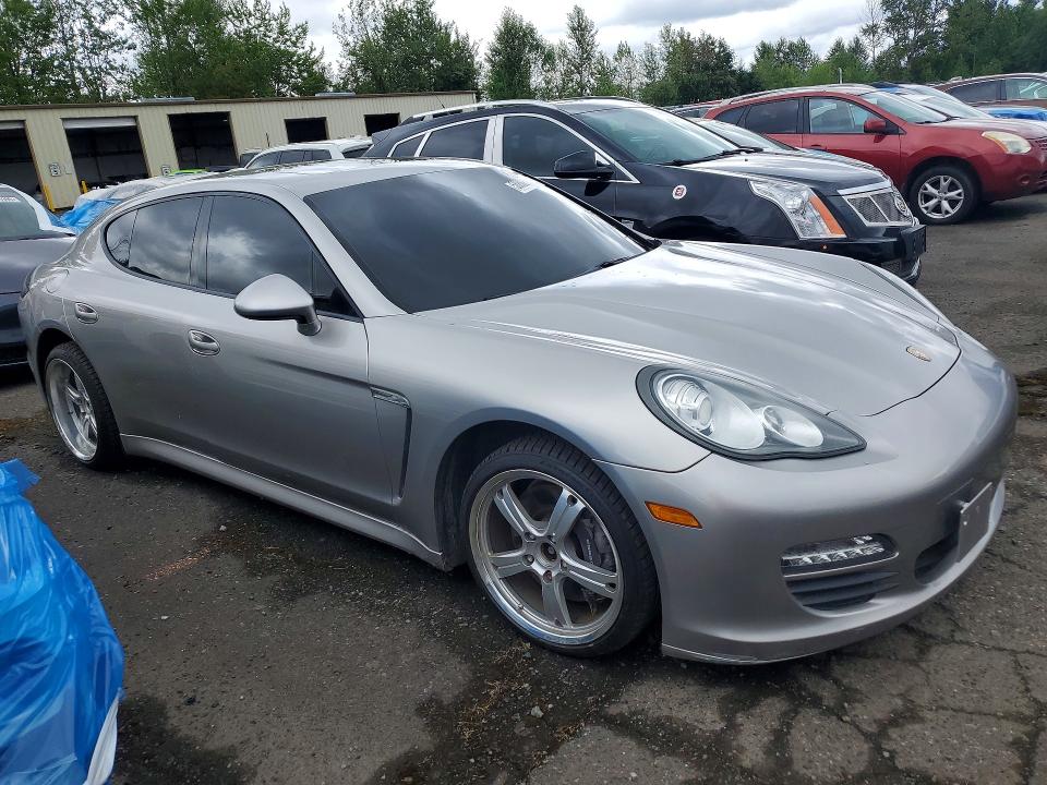 2011 Porsche Panamera VIN WP0AA2A75BL011151 COPART salvage auction — MINOR DENT/SCRATCHES, Ca - Cert Of Title-Salvaged, sold $4,150 on 2026-07-29 (photo 4)