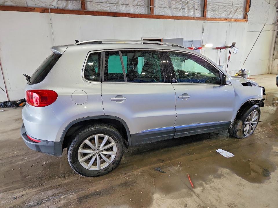 2017 Volkswagen VIN WVGRV7AX8HW508024 COPART salvage auction — FRONT END, KY - CERT OF TITLE-SALVAGE, sold $1,350 on 2026-07-27 (photo 3)