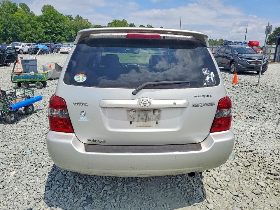 2007 Toyota Highlander VIN JTEGD21A970167016 COPART salvage auction — MINOR DENT/SCRATCHES, Nc - Dealer Only Clean Title, sold $1,450 on 2026-07-06 (photo 6)