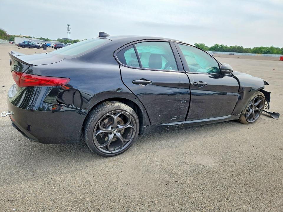 2019 Alfa romeo Giulia VIN ZARFANAN5K7621913 COPART salvage auction — ROLLOVER, Ny - Mv-907A Salvage Certificate, sold $700 on 2026-07-20 (photo 3)
