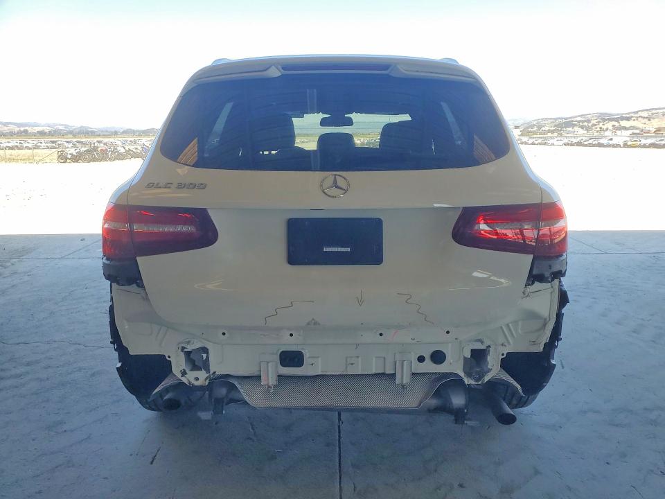 2018 Mercedes-benz Glc VIN WDC0G4JB7JV083721 COPART salvage auction — REAR END, Ca - Salvage Certificate, sold $10,000 on 2026-07-02 (photo 6)