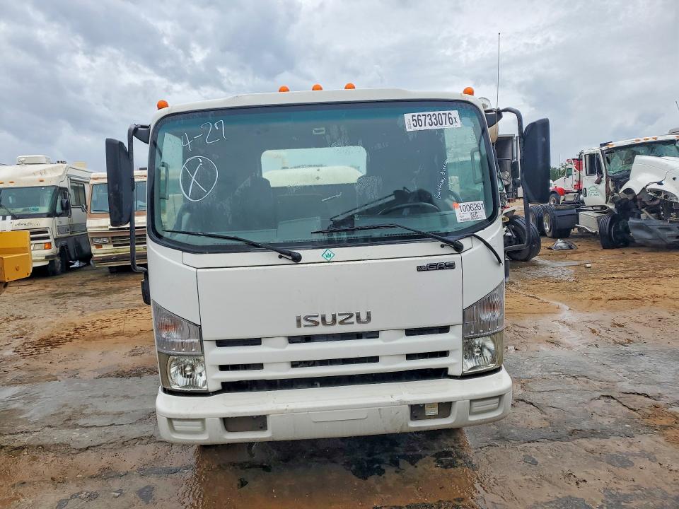 2012 Isuzu Npr VIN 54DC4W1B2CS803319 COPART salvage auction — MINOR DENT/SCRATCHES, FL - CERTIFICATE OF TITLE, sold $3,850 on 2026-07-08 (photo 5)