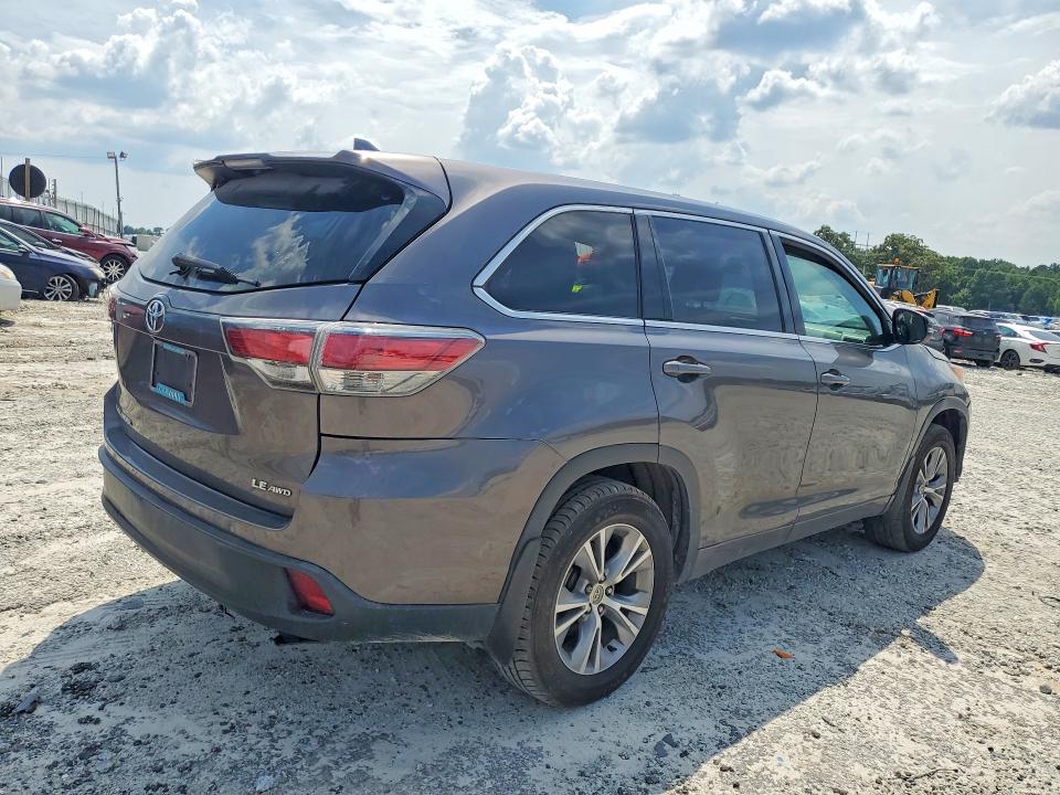 2015 Toyota Highlander VIN 5TDBKRFH9FS157195 COPART salvage auction — FRONT END, Mt - Certificate Of Title (P), sold $5,900 on 2026-08-01 (photo 3)