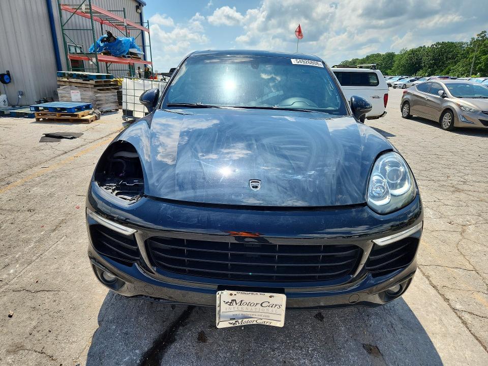 2017 Porsche VIN WP1AA2A29HKA80782 COPART salvage auction — HAIL, Mo - Salvage Certificate Of Title, sold $7,200 on 2026-07-29 (photo 5)